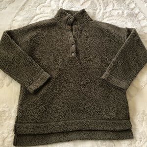 Teddy Button Pullover